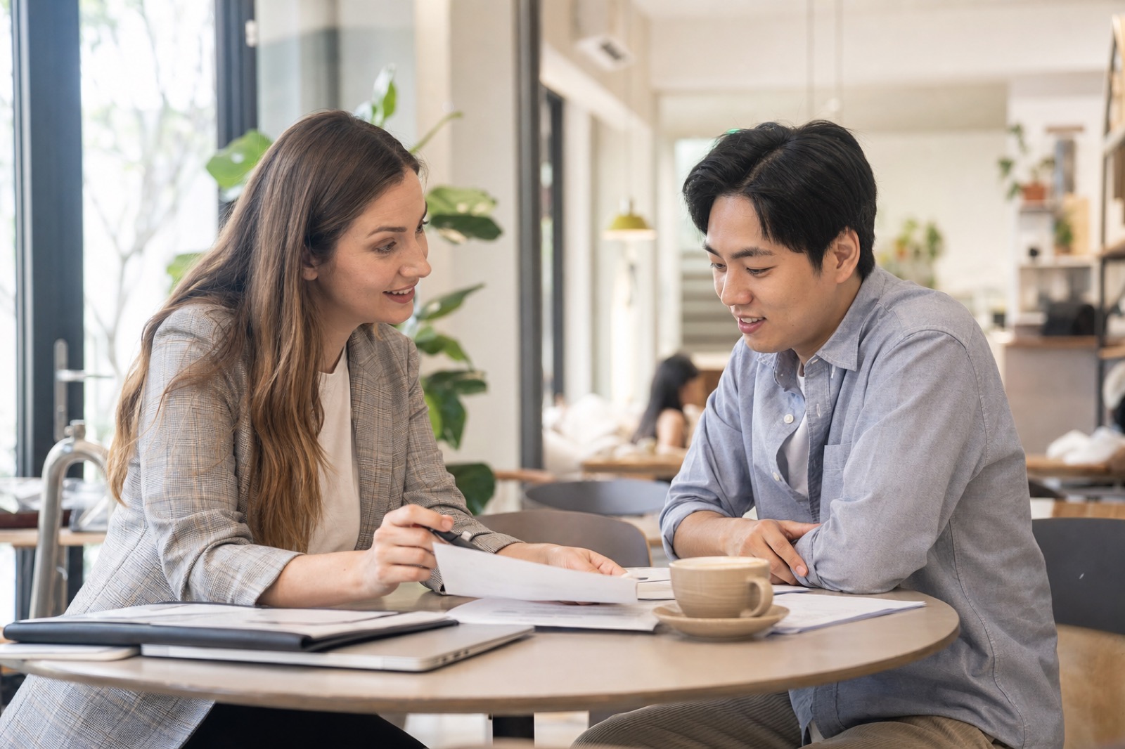 Advisor helping a founder complete this service